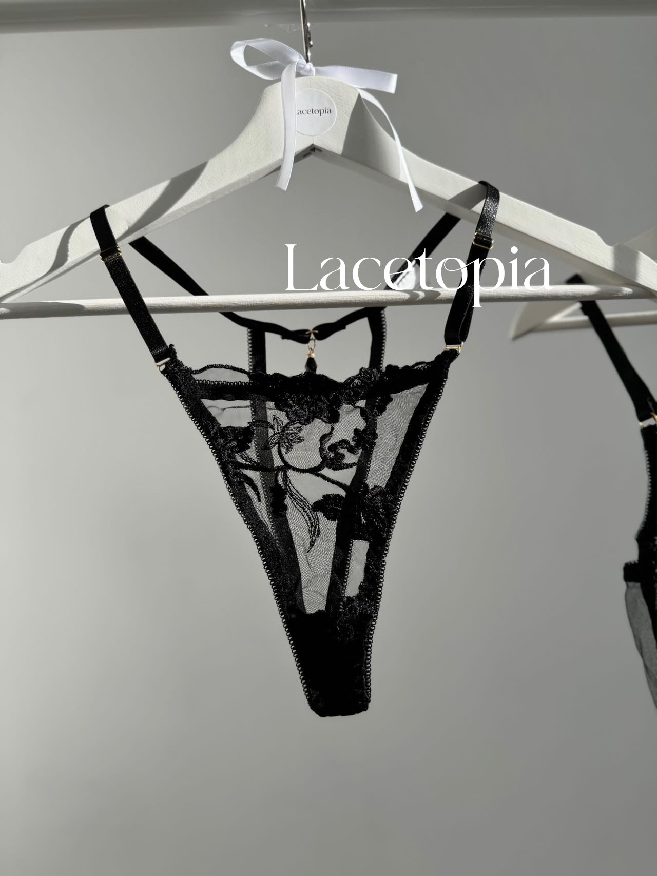 Noir Allure Lingerie Set